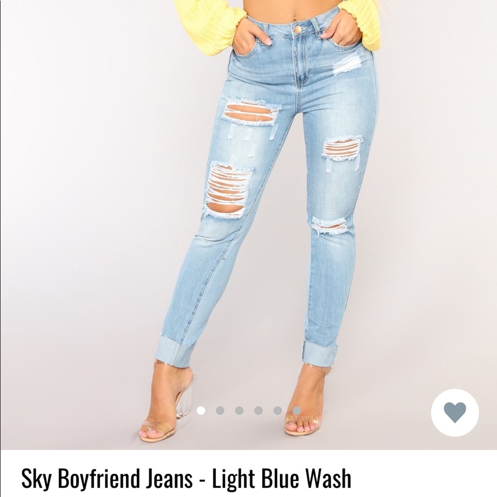 Fashion Nova Boyfriend Jeans Light Wash